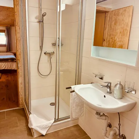 Victoria Retreat & Szálloda 3*
