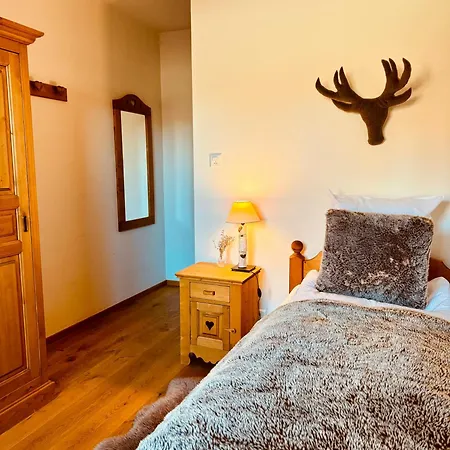 Victoria Retreat &